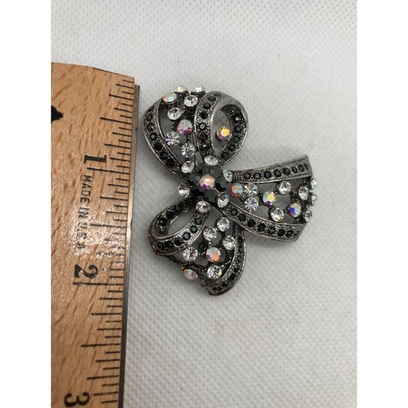 Rhinestone Ribbon Brooch Pin - Picture 5 of 6